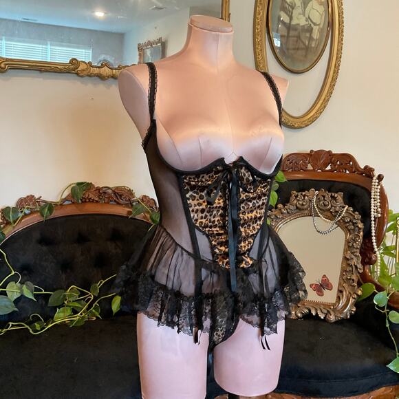 vintage Escante Cupless Bow Ruffle Teddy Bodysuit Animal Print Size M - Picture 1 of 11